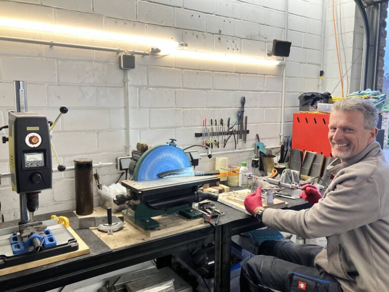 w2100_h1575_x1796_y1347_messermacher2-82ee5409146b8658